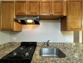 901 Green Bay Rd in Winnetka, IL - Building Photo - Building Photo