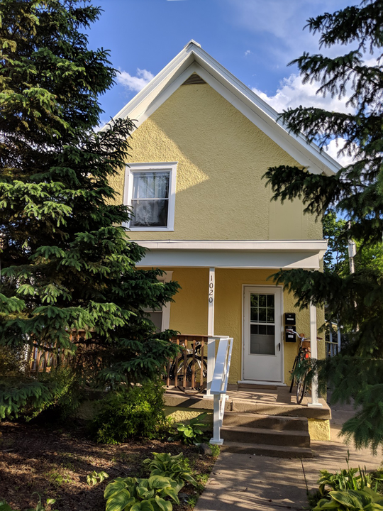 1020 19th Ave NE in Minneapolis, MN - Building Photo