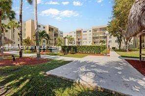 14250 SW 62nd St, Unit 301 in Miami, FL - Building Photo