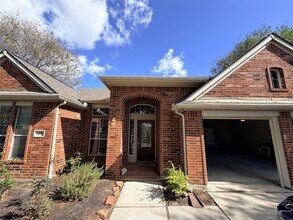 1299 Ocean Manor Ln in League City, TX - Building Photo - Building Photo