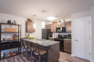 Wyndham Pointe in York, PA - Foto de edificio - Building Photo