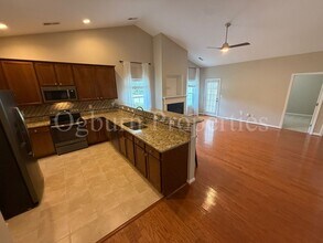 2551 Farm Acres Ct in Winston-Salem, NC - Building Photo - Building Photo