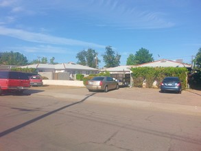 325 S Hobson St in Mesa, AZ - Building Photo - Building Photo