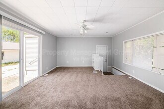 1790 E Cooke Rd in Columbus, OH - Building Photo - Building Photo
