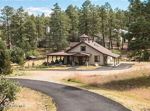 3820 W Iron Springs Rd in Prescott, AZ - Building Photo - Building Photo
