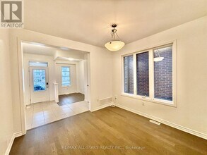 45 Ennerdale St in Barrie, ON - Building Photo - Building Photo