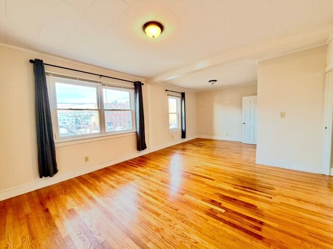 45 Slater St, Unit 1 in Fall River, MA - Building Photo - Building Photo