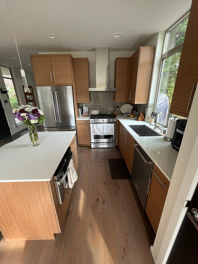 1535 NW 65th St in Seattle, WA - Building Photo - Building Photo