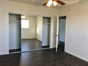 151 N Hoover St in Los Angeles, CA - Building Photo - Building Photo