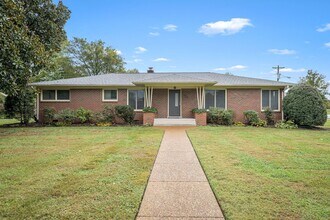 902 Whitehall Rd in Murfreesboro, TN - Building Photo - Building Photo