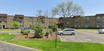 2600 Brookwood Way Dr in Rolling Meadows, IL - Building Photo