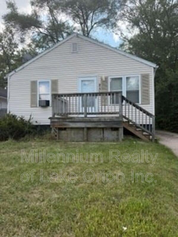 property at 236 S Edith St