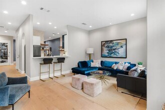 1529 Barton Springs Rd in Austin, TX - Building Photo - Building Photo