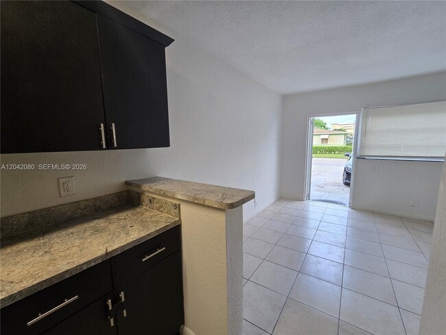 property at 2203 Taft St