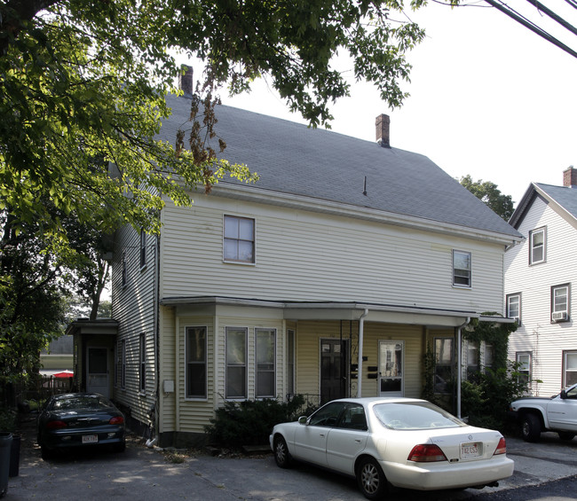 328-332 Granite St in Quincy, MA - Foto de edificio - Building Photo