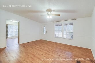 1701 S 11th St in Ocean Springs, MS - Building Photo - Building Photo