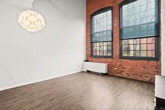 25 Grand St in Norwalk, CT - Building Photo - Building Photo