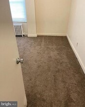 352 N Gross St in Philadelphia, PA - Building Photo - Building Photo