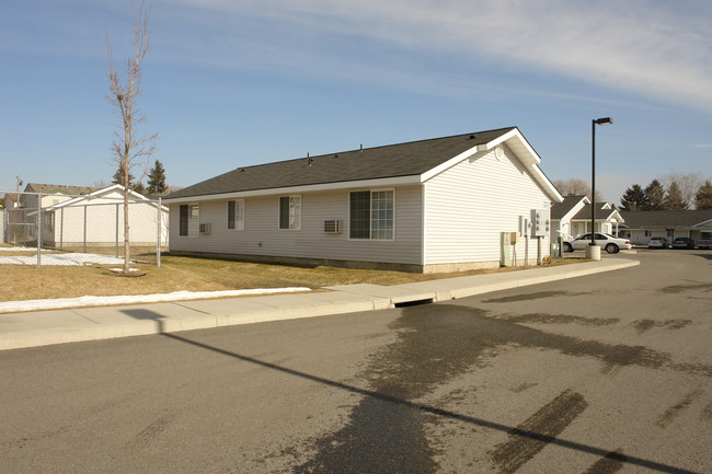 14303 E Sprague Ave in Spokane, WA - Building Photo - Building Photo