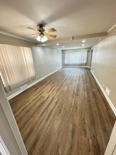 10324 S Vernon Ave in Chicago, IL - Building Photo - Building Photo