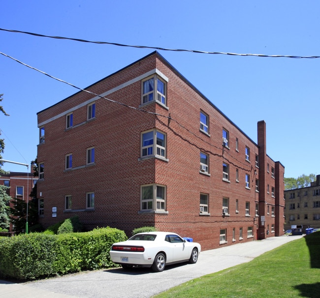 7 Anglesey Blvd