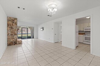 1530 El Prado Rd in Jacksonville, FL - Building Photo - Building Photo