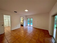 365 Hampton Ln in Key Biscayne, FL - Building Photo - Building Photo