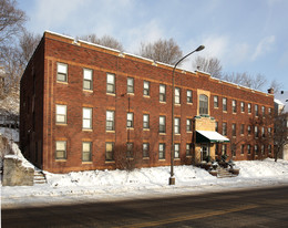 487 Grand Ave Apartments