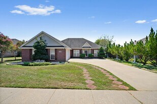 8205 Ryan Ridge Loop in Montgomery, AL - Building Photo