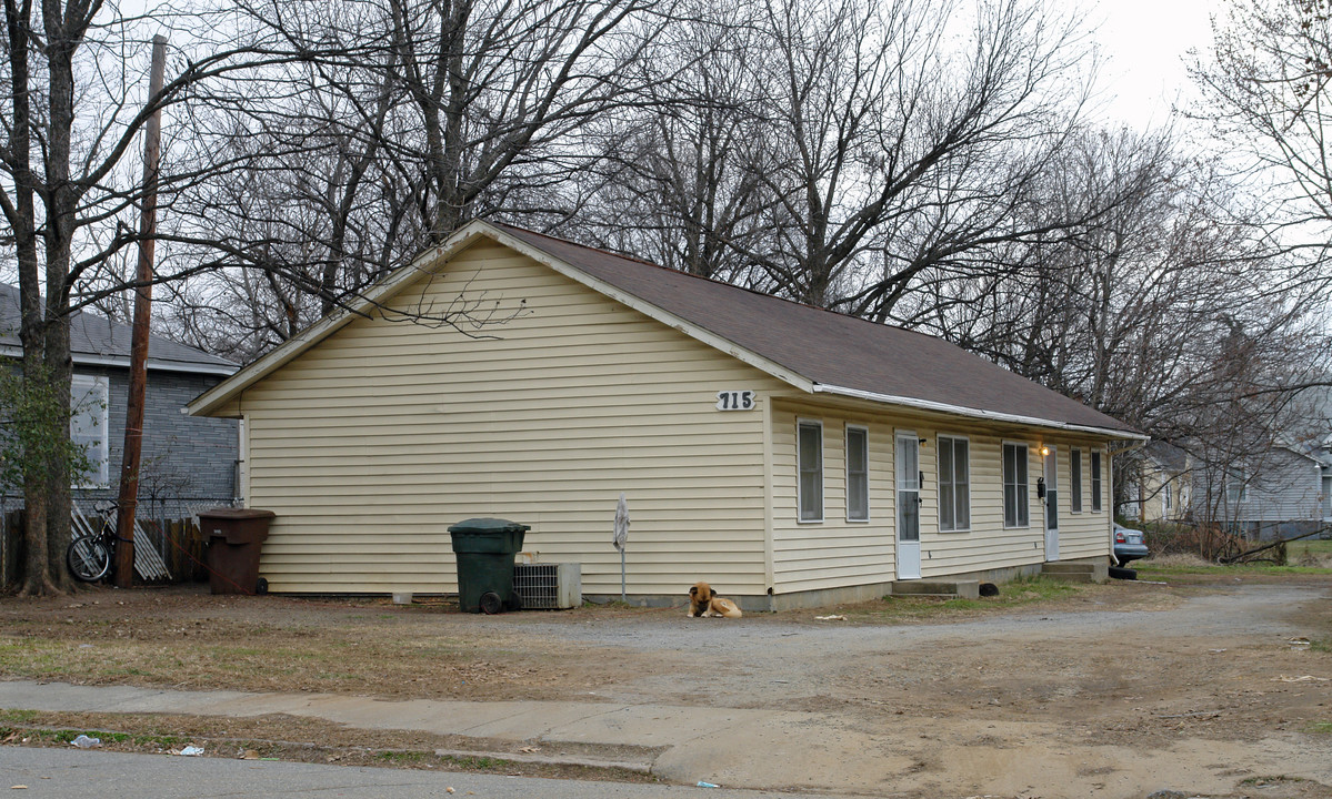 715 Silver Ave in Greensboro, NC - Building Photo