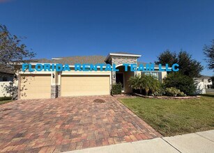 201 Messina Pl in Howey In The Hills, FL - Building Photo - Building Photo