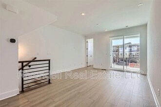 20588 E 63rd Ave in Aurora, CO - Foto de edificio - Building Photo