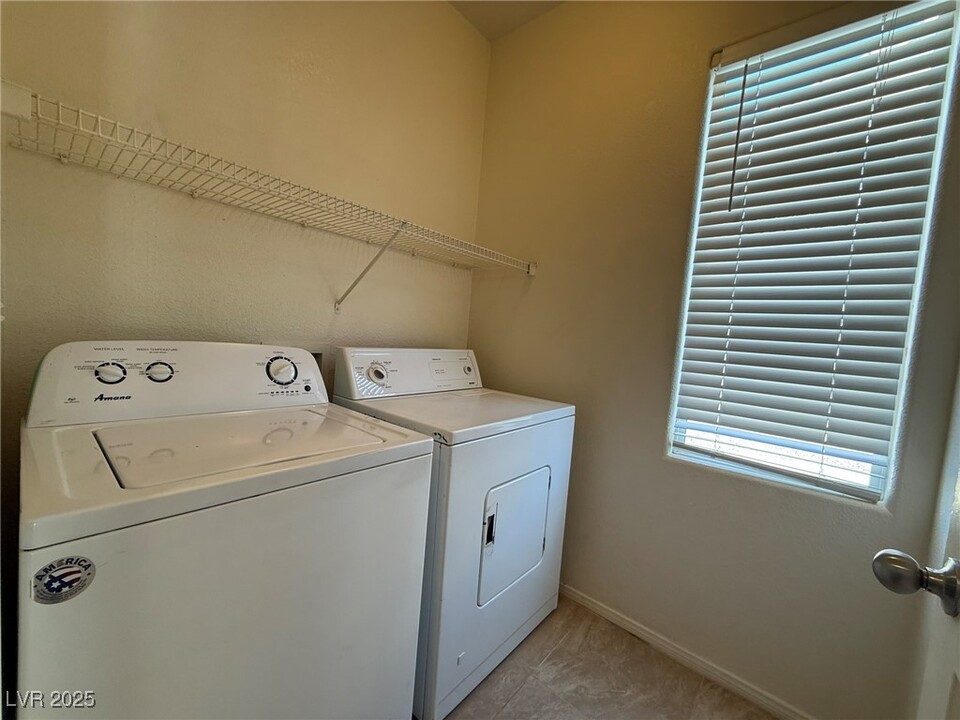 7776 Littondale St in Las Vegas, NV - Building Photo