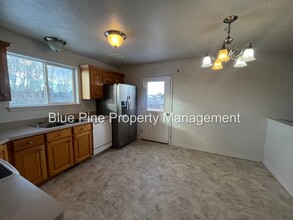 283 Kimberly Dr in Idaho Falls, ID - Building Photo - Building Photo