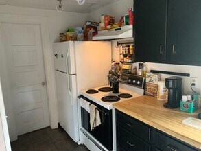 621 Cherry St in Erie, PA - Building Photo - Building Photo