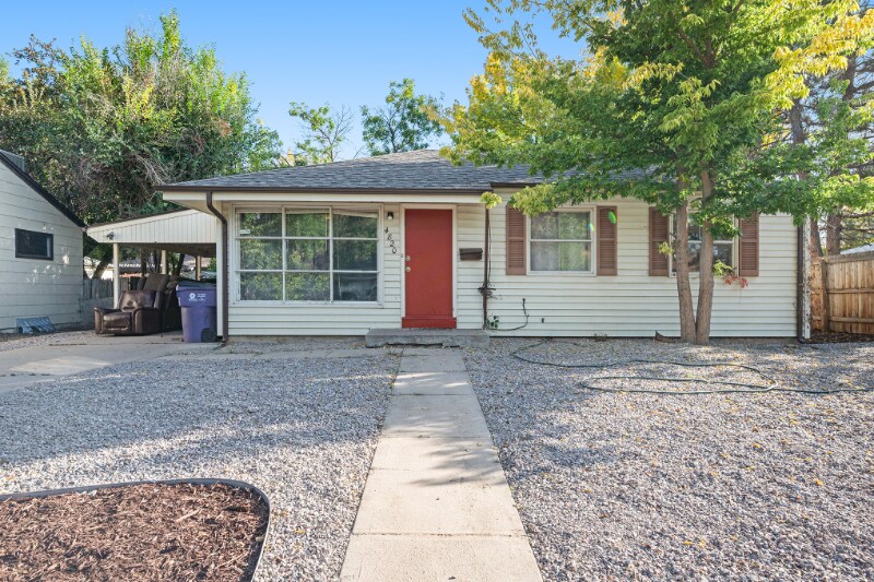 4820 E Arizona Ave in Denver, CO - Building Photo