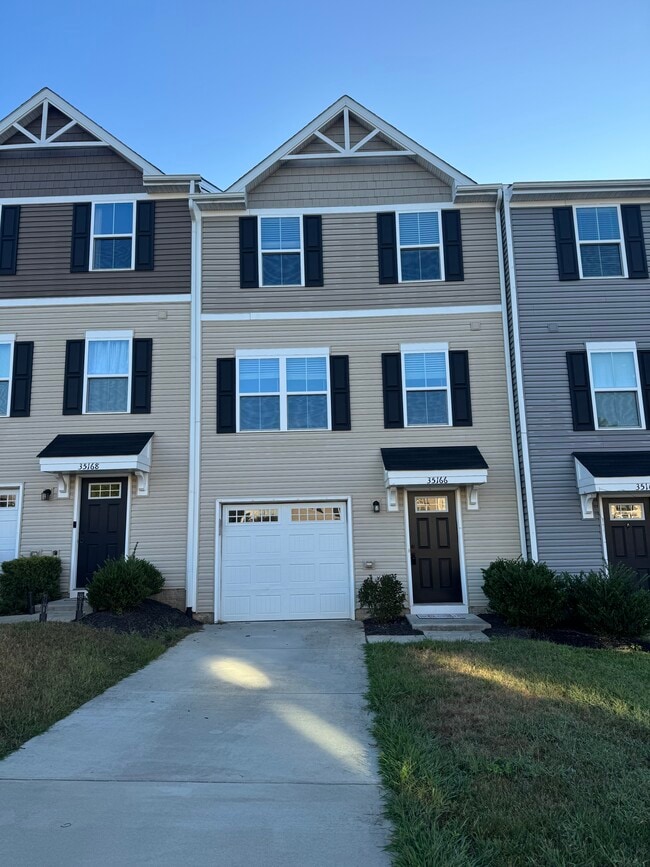 property at 35166 Sara Ct