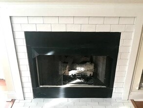 226 S Torrence St, Unit UNIT 305 in Charlotte, NC - Building Photo - Building Photo