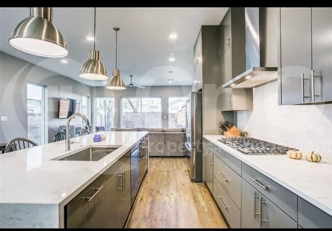 property at 4417 Munger Ave