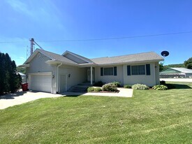 295 Walton St in Millville, MN - Building Photo