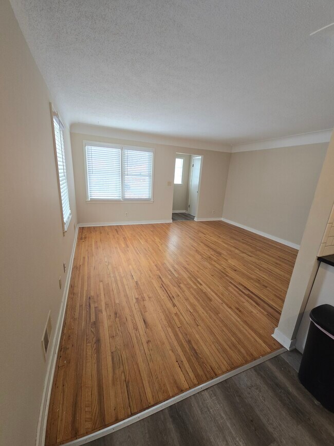 4231 Bloomington Ave in Minneapolis, MN - Building Photo - Building Photo