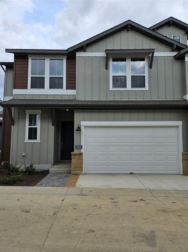 property at 1020 Vista View Dr