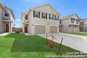 13710 Enzo Gate in San Antonio, TX - Building Photo