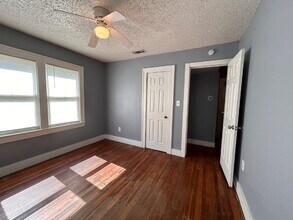 1921 27th St in Lubbock, TX - Building Photo - Building Photo