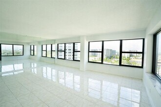 3800 Galt Ocean Dr in Fort Lauderdale, FL - Building Photo - Building Photo