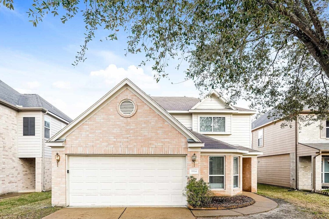 3514 Barkers Crossing Ave in Houston, TX - Building Photo