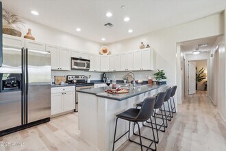 12050 N Panorama Dr in Fountain Hills, AZ - Building Photo - Building Photo