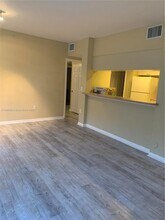 6572 W Sample Rd in Coral Springs, FL - Building Photo - Building Photo