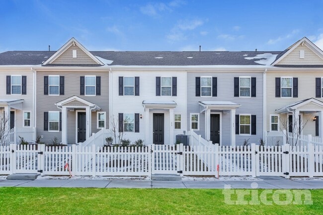 property at 13 Beautyberry St