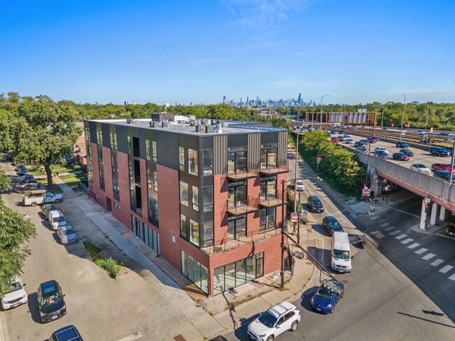 property at 3953 W Dakin St